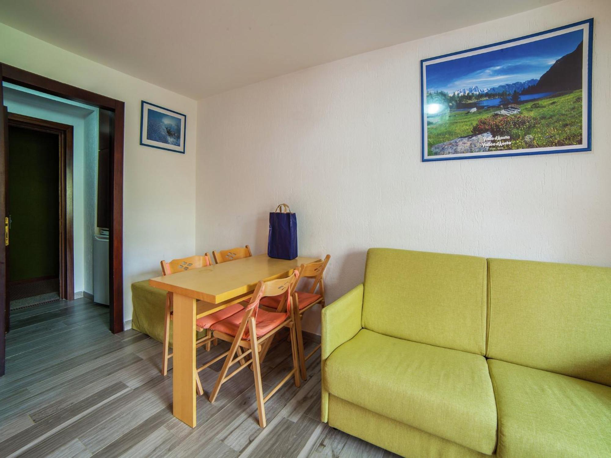 Contemporary Apartment In Breuil Cervinia Near Ski Area Екстер'єр фото