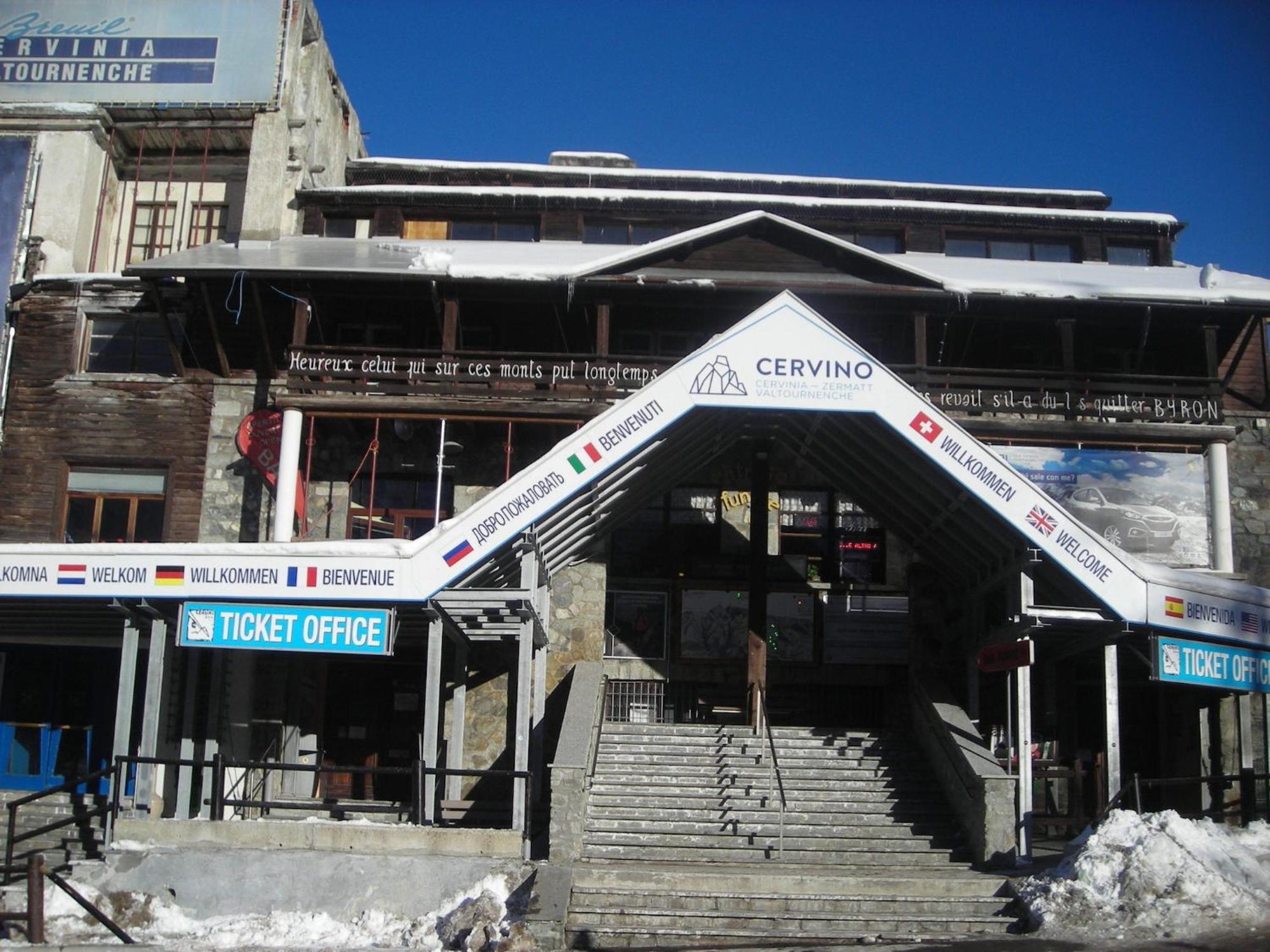 Contemporary Apartment In Breuil Cervinia Near Ski Area Екстер'єр фото