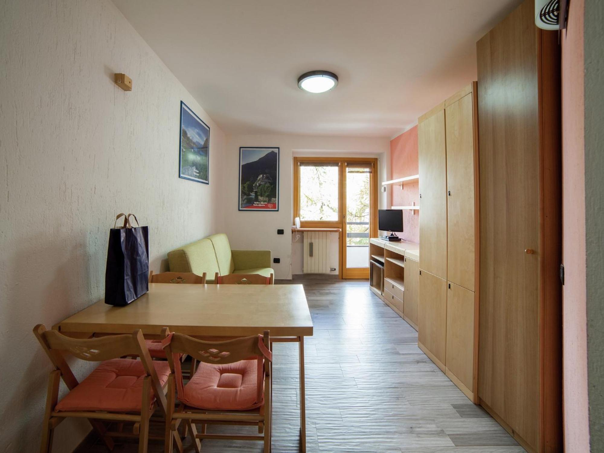 Contemporary Apartment In Breuil Cervinia Near Ski Area Екстер'єр фото