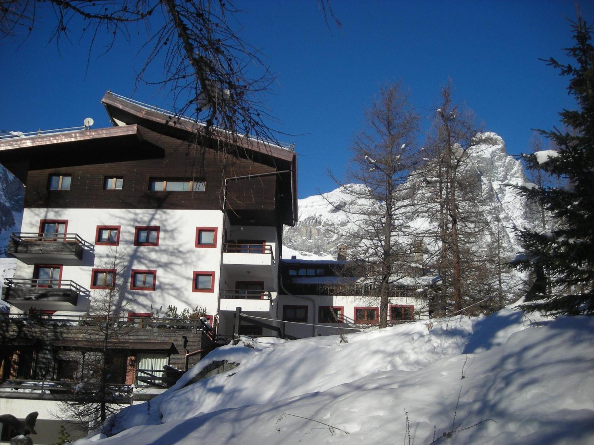 Contemporary Apartment In Breuil Cervinia Near Ski Area Екстер'єр фото